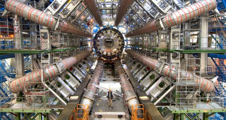 Pesquisas brasileiras ameaçadas no CERN