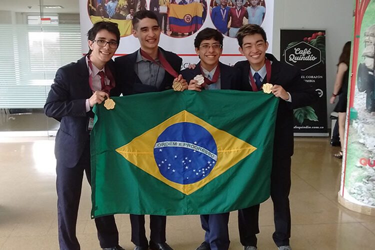 Brasil é campeão da Olimpíada Ibero Americana de Física