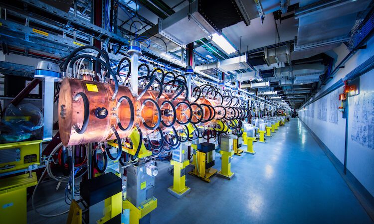 Estudantes de várias áreas podem concorrer a estágios no CERN