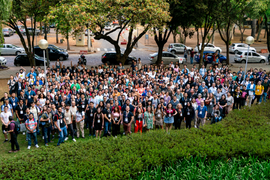 Foto oficial dos mais de 400 inscritos no evento. (Crédito: Thaisa Guio)